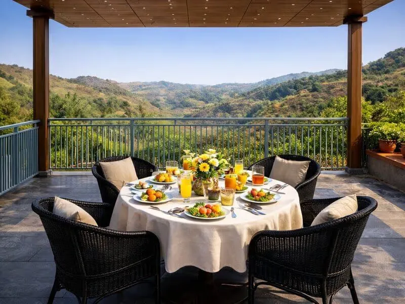Intimate Dining 2