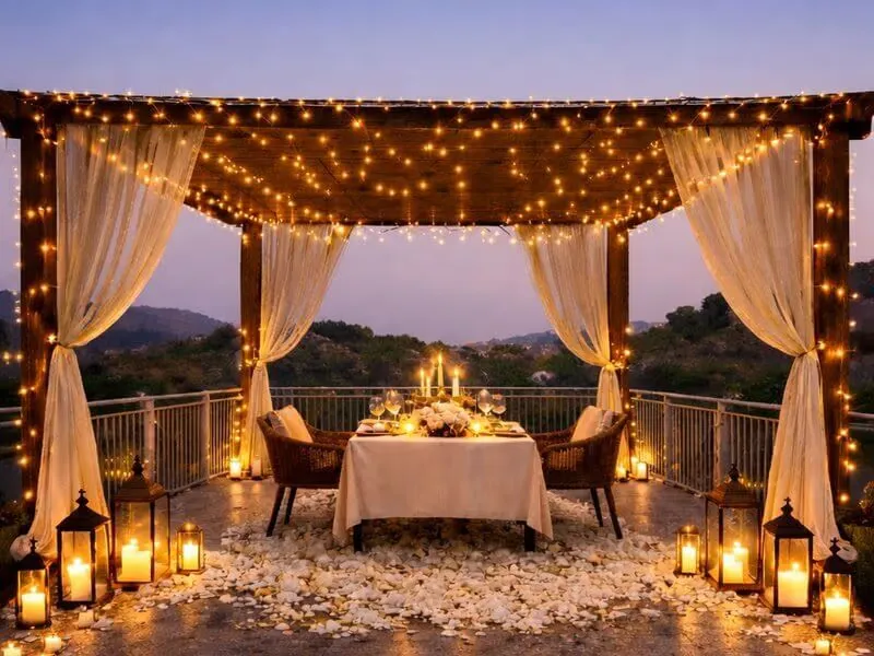 Intimate Dining 5